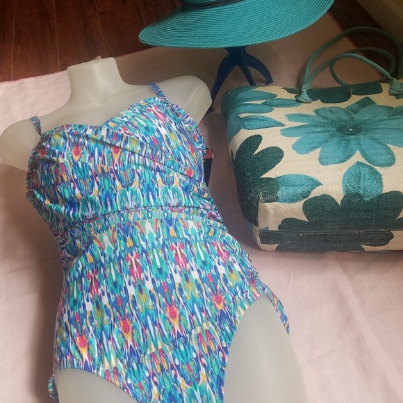 Jantzen multi color swimsuit